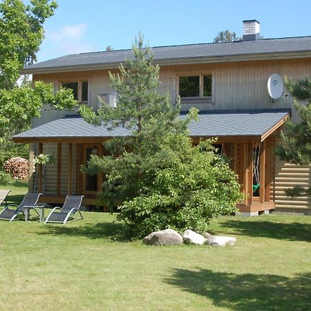 Kibuvitsa Holiday House Muratsi Exterior photo