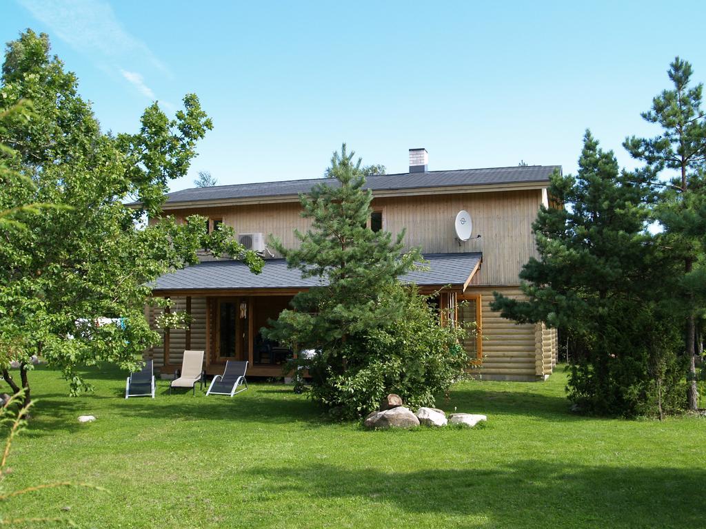Kibuvitsa Holiday House Muratsi Exterior photo